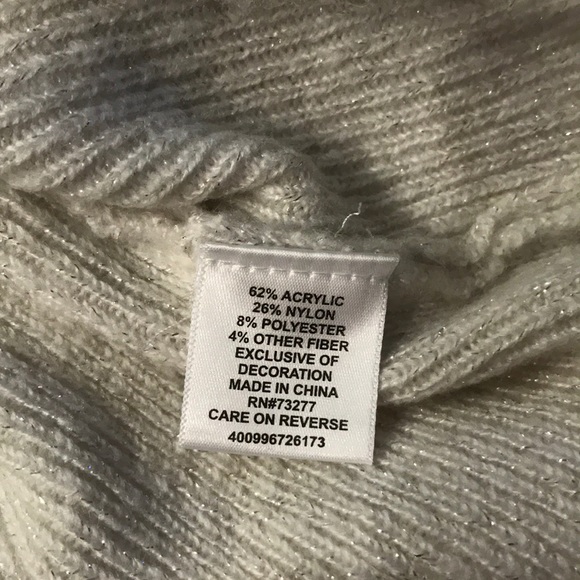 Beautiful ELLE Women’s Sweater - Picture 7 of 13